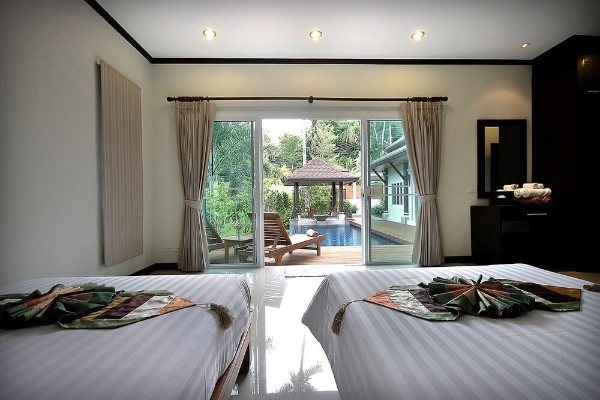 Hotel Modern Thai Villa Rawai